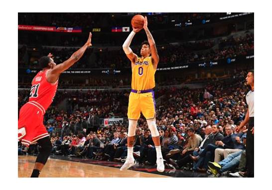 洛杉矶湖人队主场 home to the la lakers