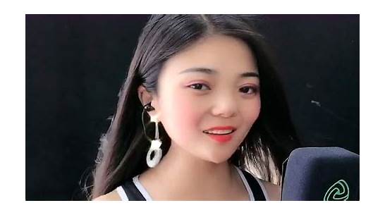 一首英文歌女生唱的与一首